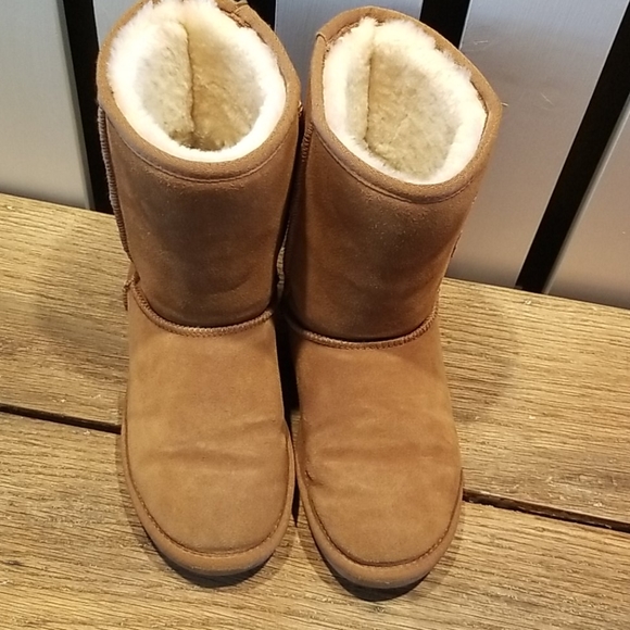 Minnetonka Shoes - Minnetonka Boots